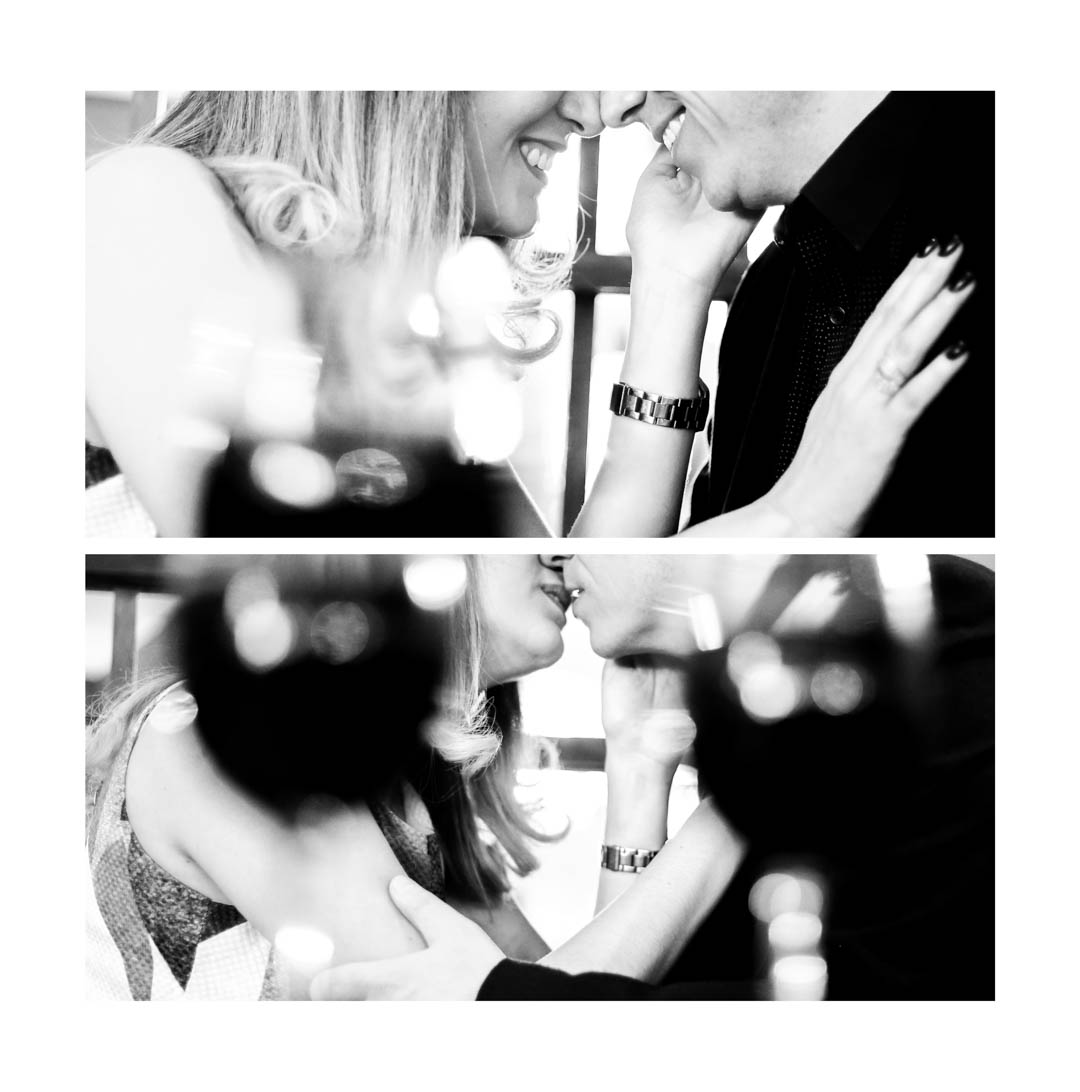 Casal se divertindo em um restaurante londrino.