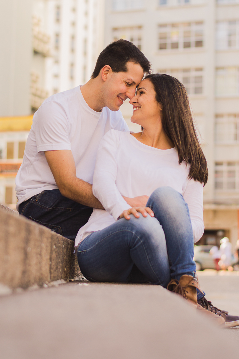 Pre Wedding Babi e Gus - Praça Santos Andrade - UFPR - Juliana Madalosso Fotografia