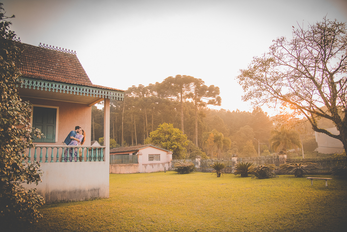 Pre Wedding Fabi e Pedro - casa típica alemã - Juliana Madalosso Fotografia