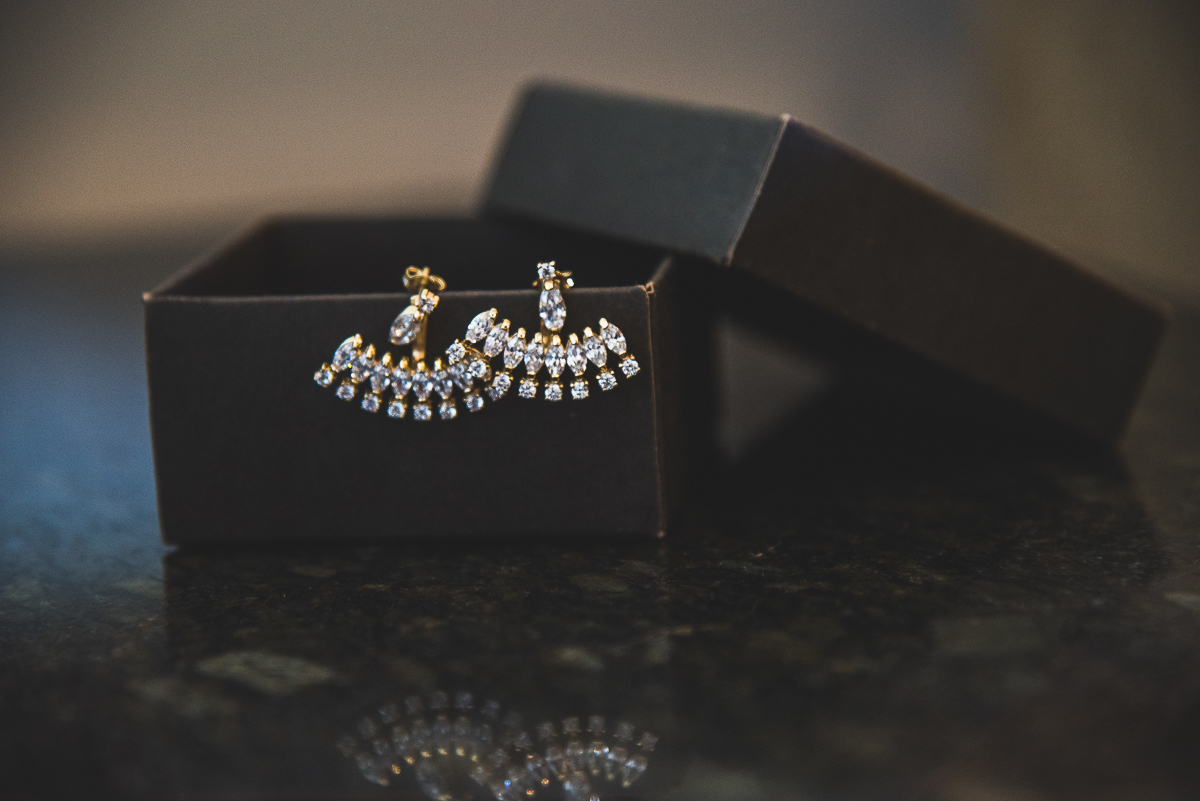 Casamento Bárbara e Gustavo - brinco de noiva - Makinf Of da Noiva- Juliana Madalosso Fotografia