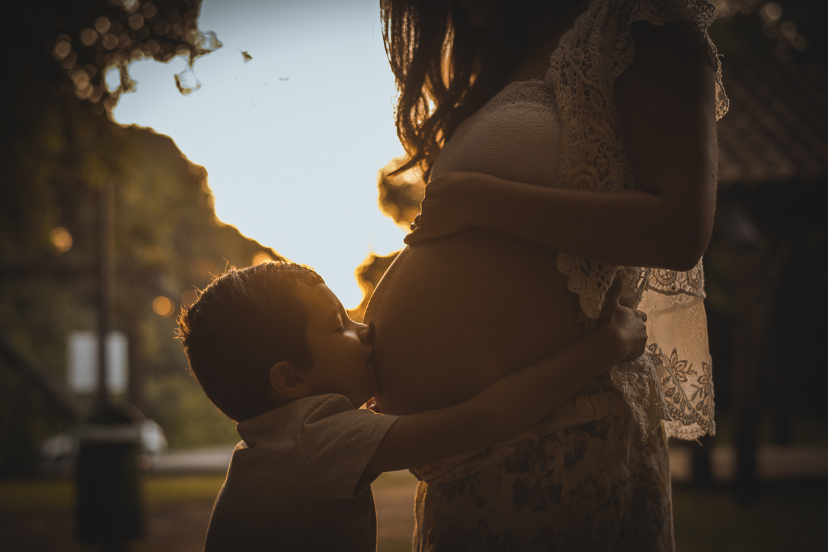 Ensaio Gestante Unilivre Curitiba - contra-luz - Juliana Madalosso Fotografia
