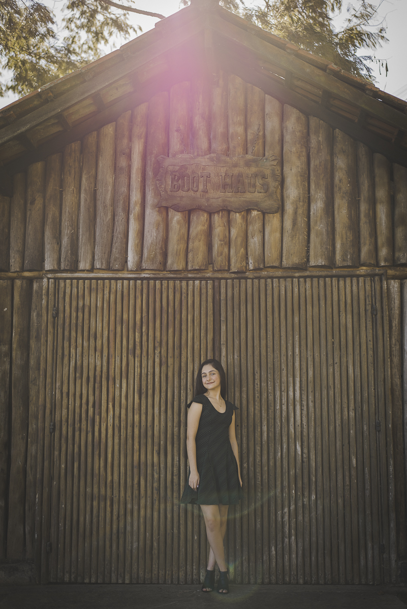 Ensaio de 15 anos da Amandinha - Juliana Madalosso Fotografia - Laggus Residencial Náutico