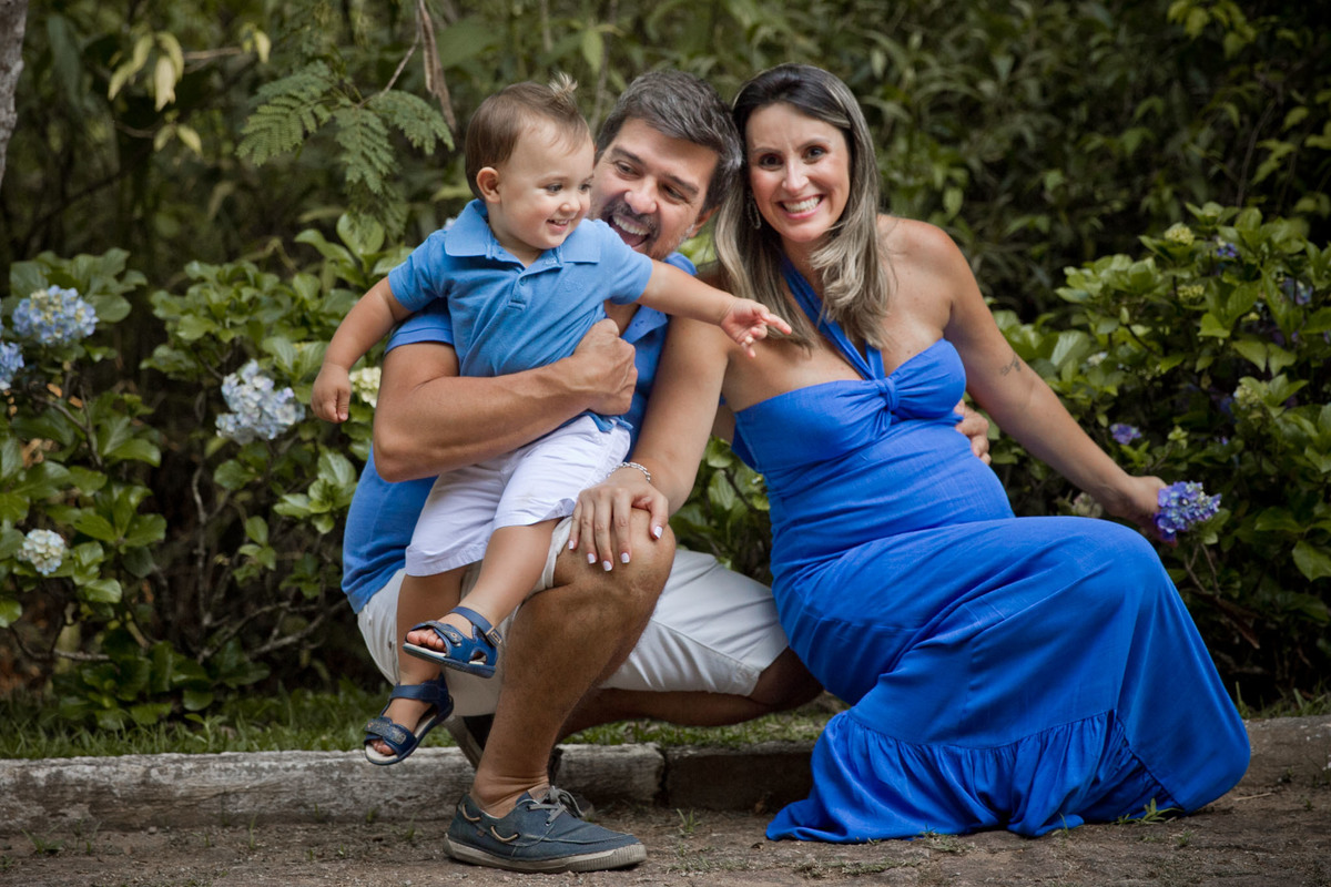 fotografia da gestação com filho mais velho
