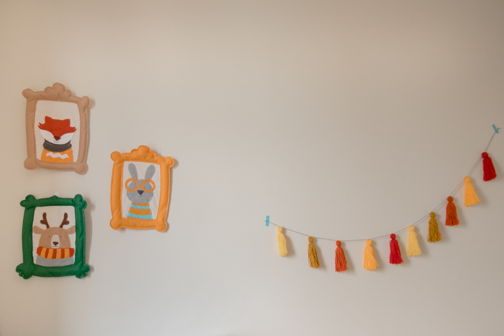 Quartinho de bebê colorido