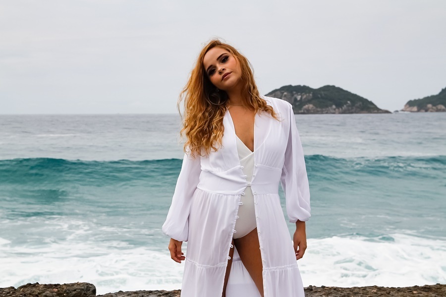 Ensaio fotográfico feminino na praia - Pier Quebra Mar, Barra da Tijuca - Rio de Janeiro