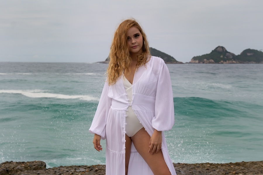 Ensaio fotográfico feminino na praia - Pier Quebra Mar, Barra da Tijuca - Rio de Janeiro