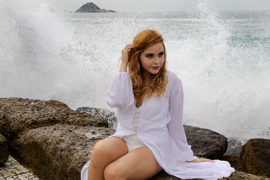 Ensaio fotográfico feminino na praia - Pier Quebra Mar, Barra da Tijuca - Rio de Janeiro