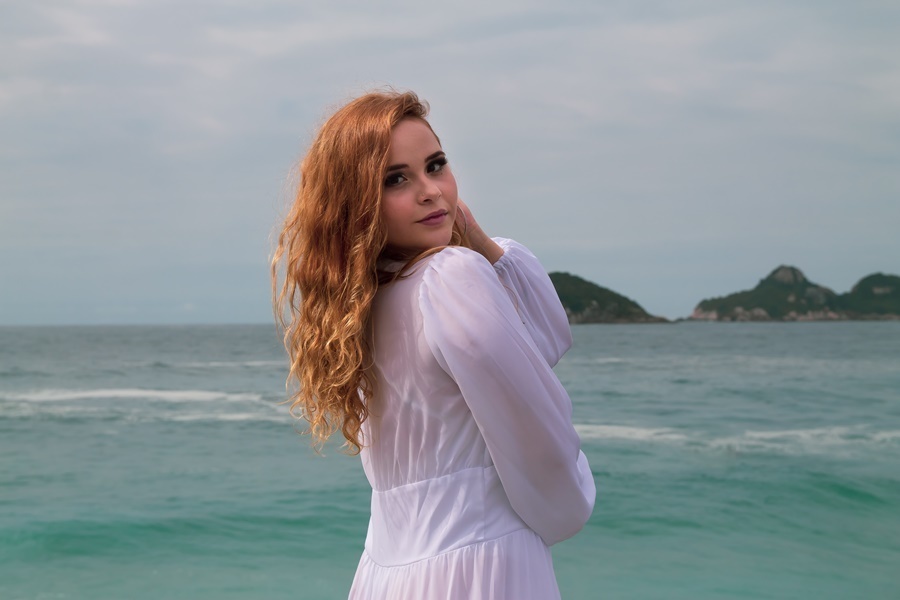 Ensaio fotográfico feminino na praia - Pier Quebra Mar, Barra da Tijuca - Rio de Janeiro