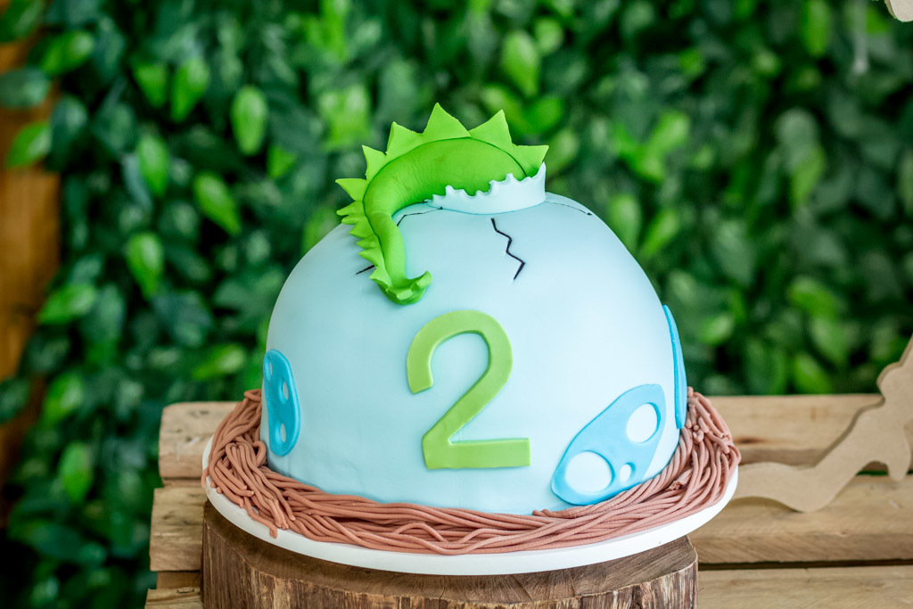 Bento e 2 anos - Tema da festa dinossauros