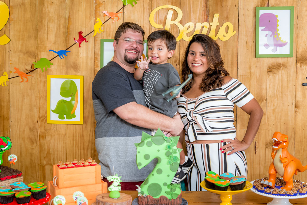 Bento e 2 anos - Tema da festa dinossauros