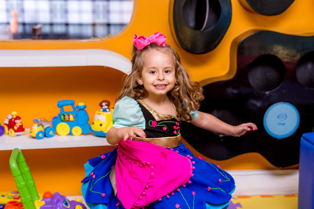 Isabela 3 anos - Tema frozen - Gato Xadrez - Niterói/RJ