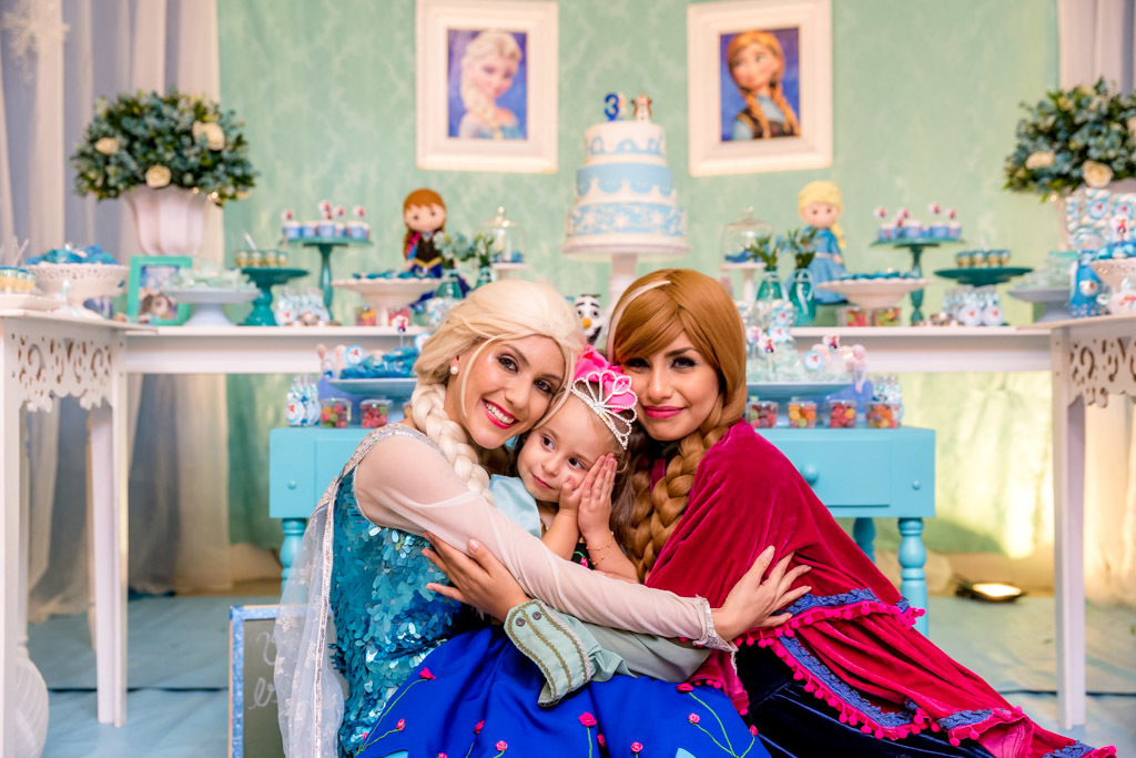 Isabela 3 anos - Tema frozen - Gato Xadrez - Niterói/RJ