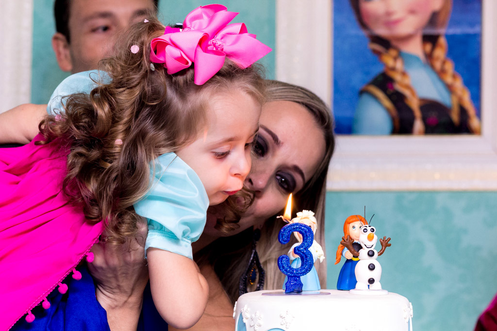 Isabela 3 anos - Tema frozen - Gato Xadrez - Niterói/RJ