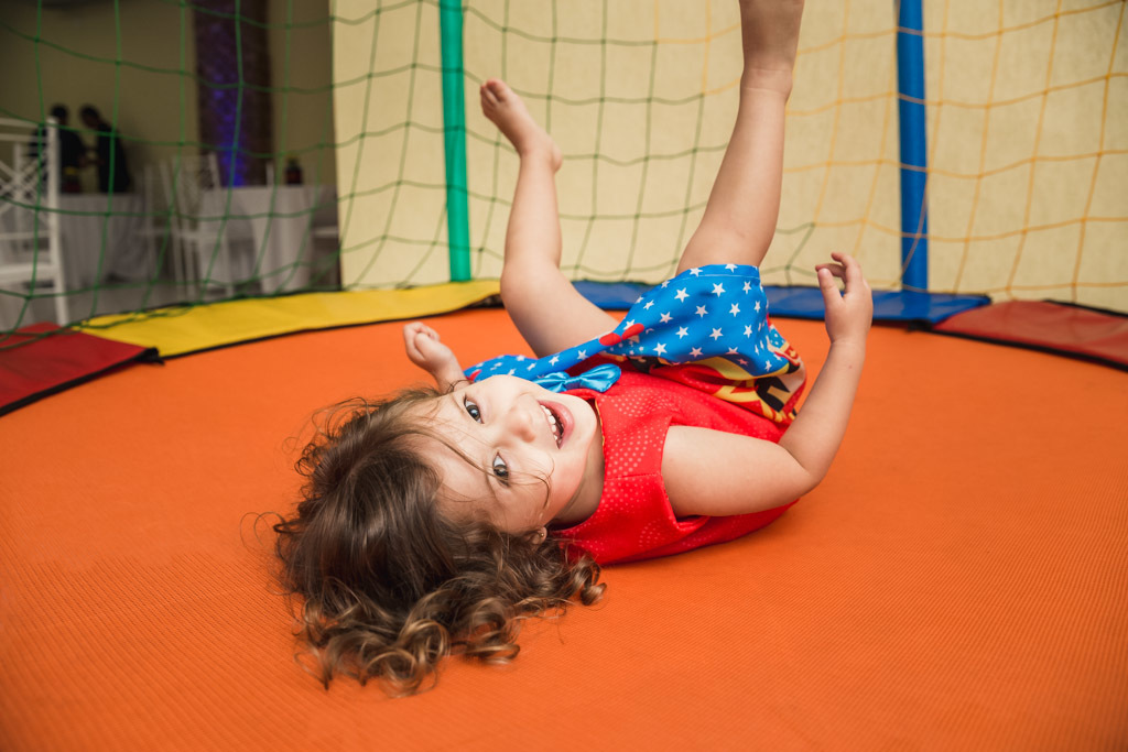 Aniversário infantil - Maitê 3 anos - Tema Mulher maravilha - Niterói/RJ