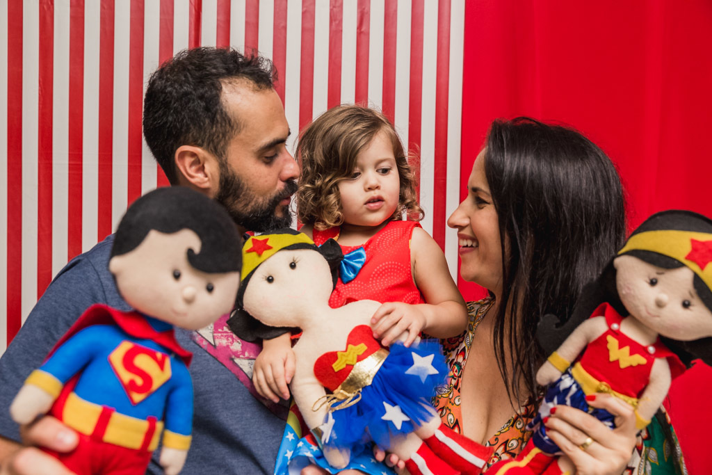 Aniversário infantil - Maitê 3 anos - Tema Mulher maravilha - Niterói/RJ