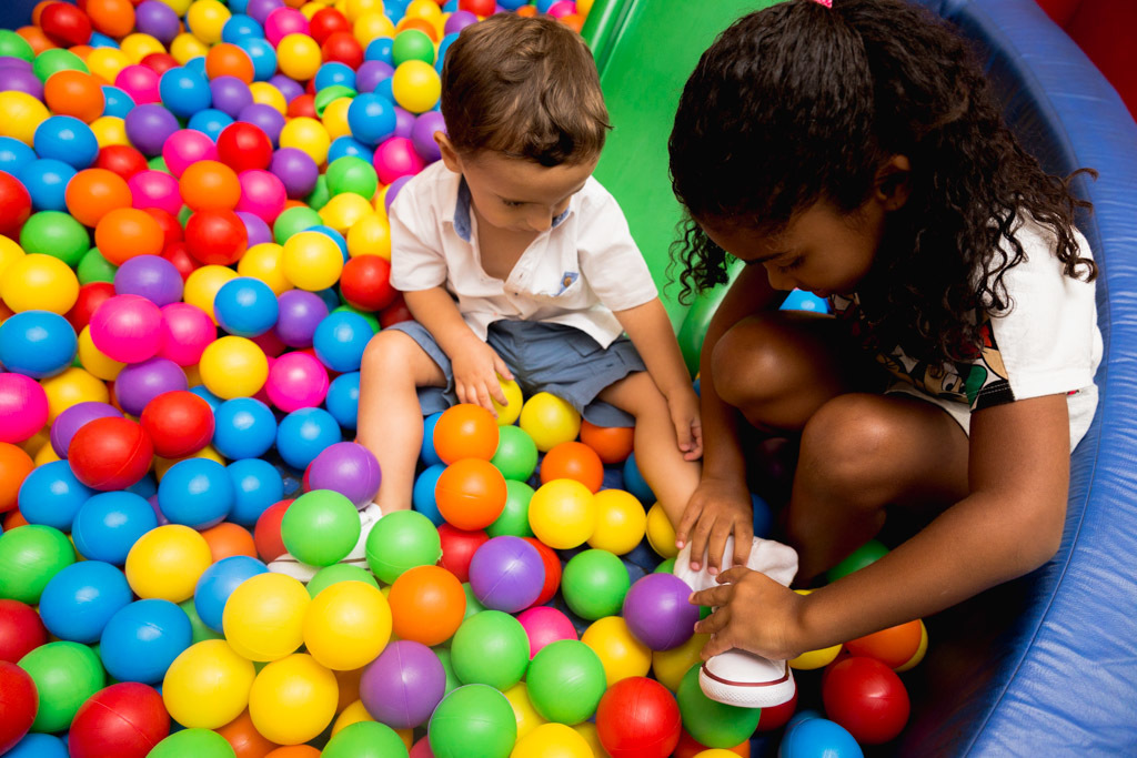 Davi 2 anos - gato xadrez - niterói/rj - festa infantil - animação infantil