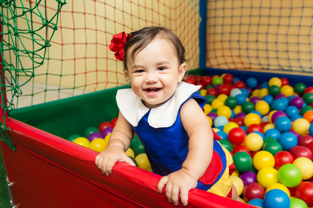 Catarina 1 anos  - Aniversário infantil Branca de neve - foto de criança - Niterói