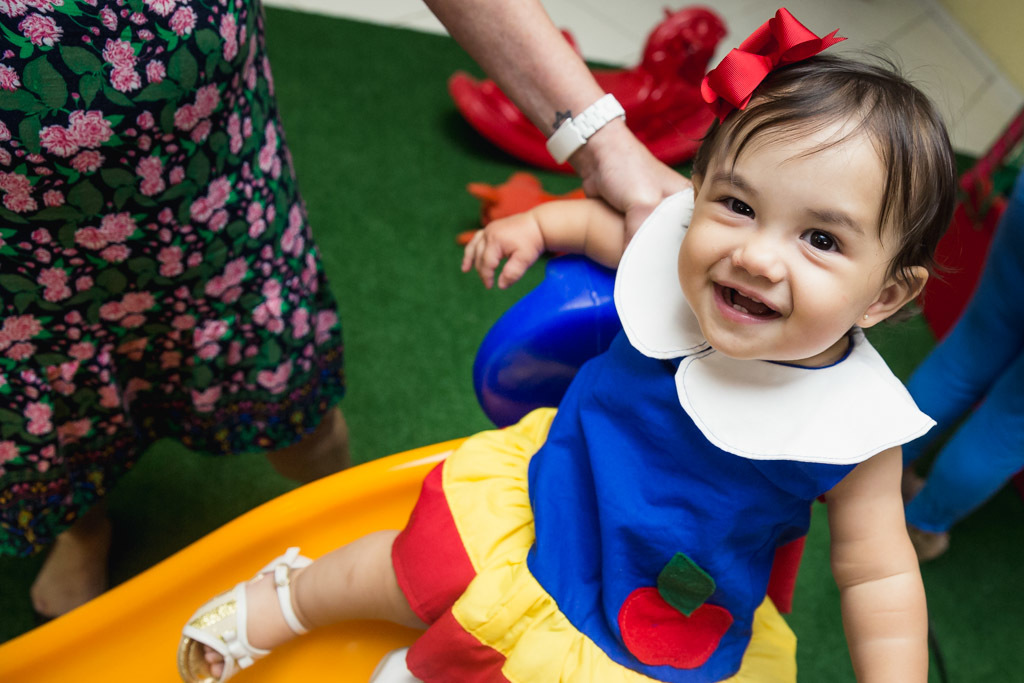 Catarina 1 anos  - Aniversário infantil Branca de neve - foto de criança - Niterói