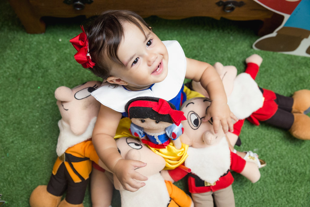 Catarina 1 anos  - Aniversário infantil Branca de neve - foto de criança - Niterói