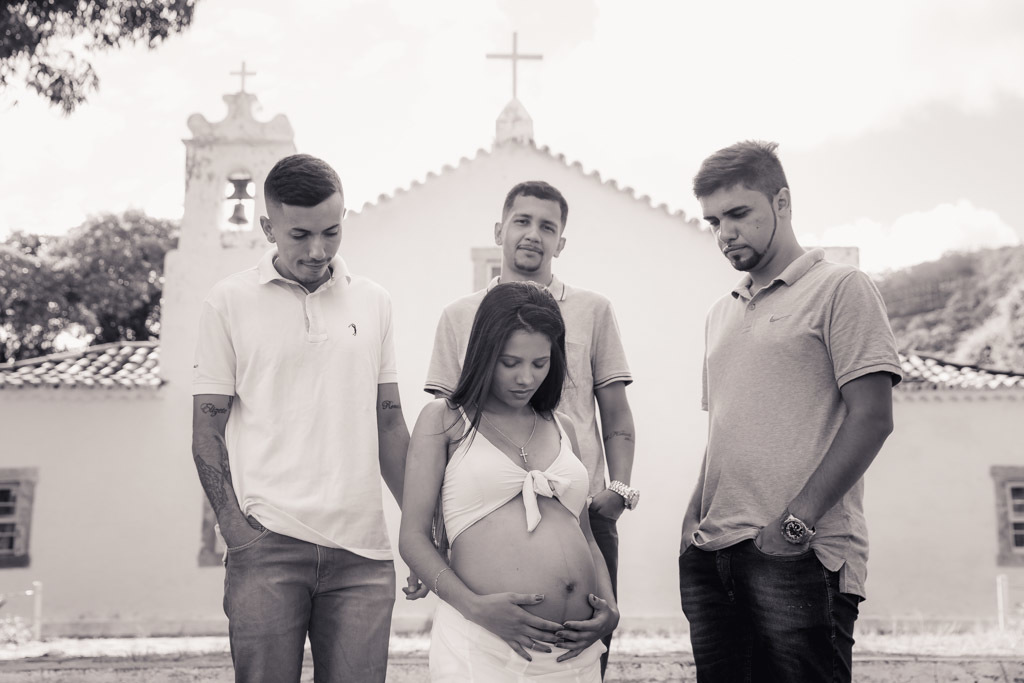 À espera de Malu - Igrejinha de São Francisco - Niteroi / RJ - ensaio fotografico gestante - ensaio gravida - fotografia de familia niteroi 