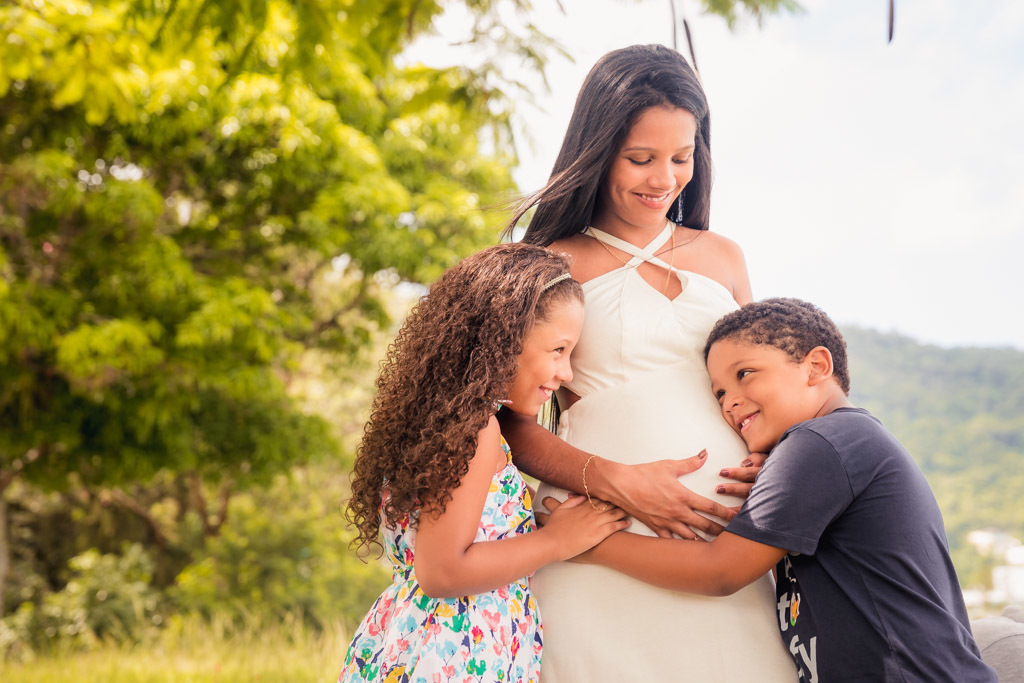 À espera de Malu - Igrejinha de São Francisco - Niteroi / RJ - ensaio fotografico gestante - ensaio gravida - fotografia de familia niteroi 