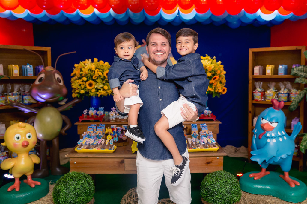 Aniversário 1 aninho do Gui - Tema galinha Pintadinha - Niterói / RJ - Folia Kids