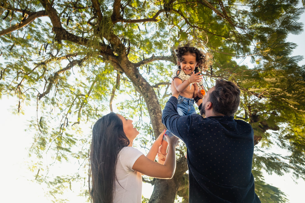 Ensaio de familia / Maria + Arthur = Valentina / ensaio em familia no campo / ensaio em familia niteroi / igrejinha de sao francisco 