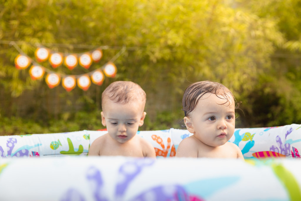 Gabriel e Pedro - ensaio de 1 ano - ensaio smash the fruit - ensaio fotografico de familia - Primos e Irmãos