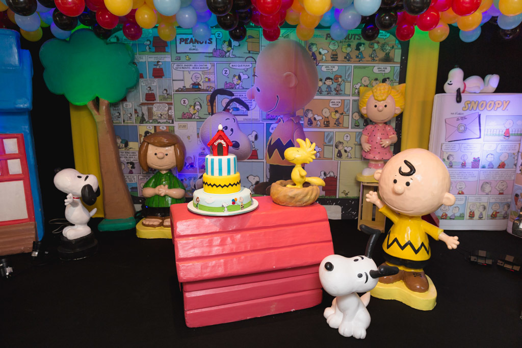 Aniversario infantil - Pedro e Gabriel 1 ano - Temas snoopy - Festa & Cia - Nitreói /RJ