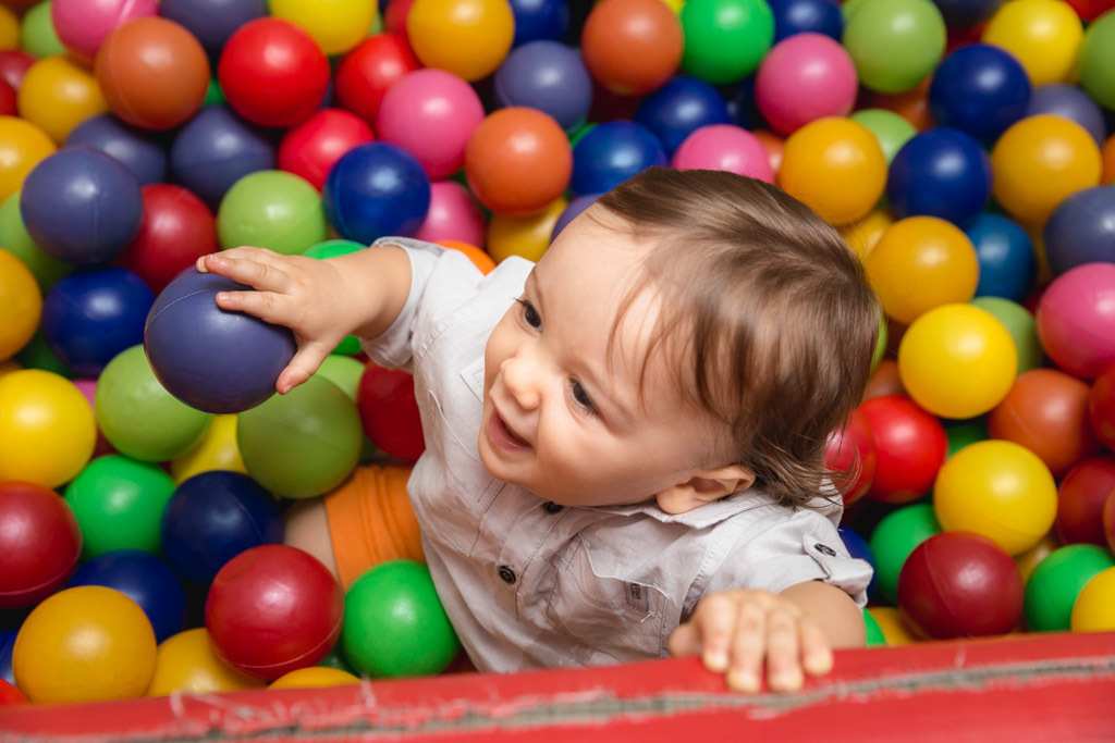 Aniversario infantil - Pedro e Gabriel 1 ano - Temas snoopy - Festa & Cia - Nitreói /RJ