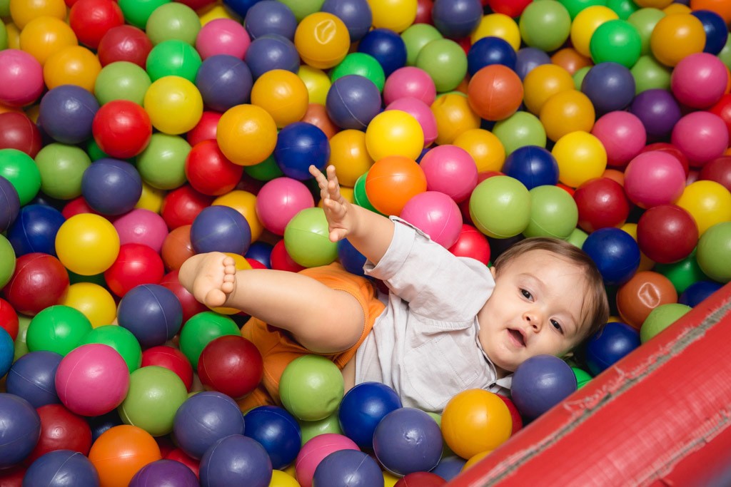 Aniversario infantil - Pedro e Gabriel 1 ano - Temas snoopy - Festa & Cia - Nitreói /RJ