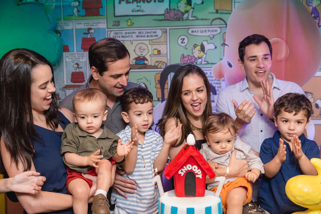 Aniversario infantil - Pedro e Gabriel 1 ano - Temas snoopy - Festa & Cia - Nitreói /RJ