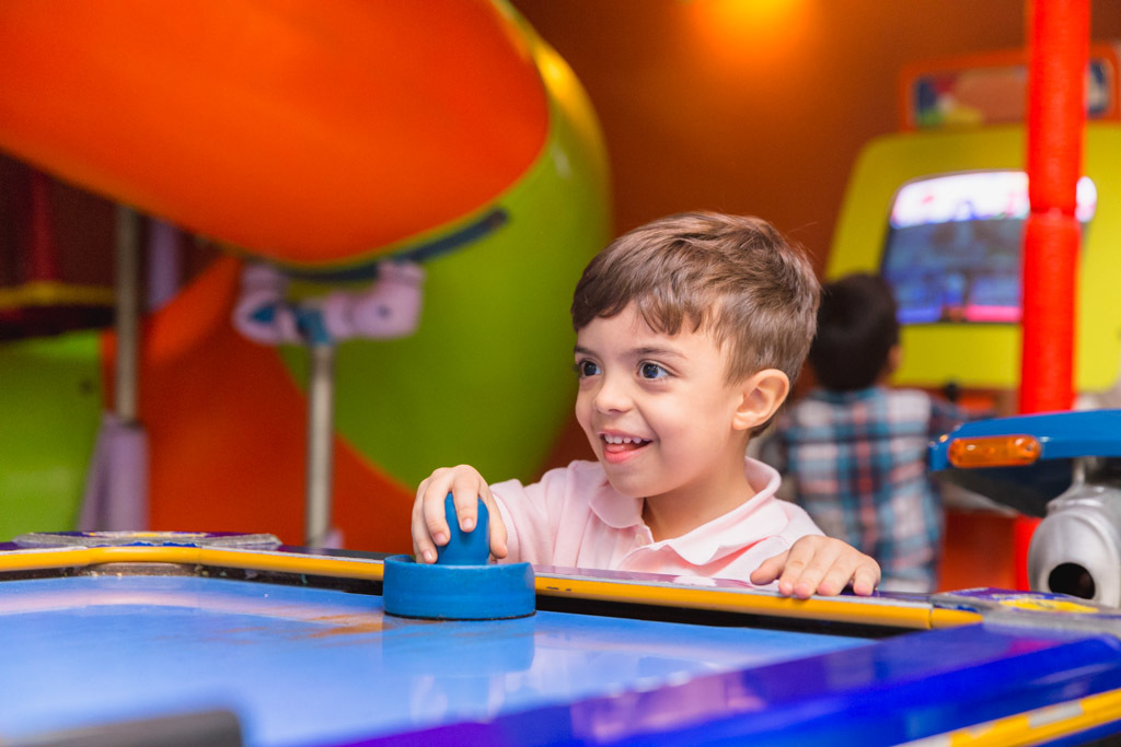 Miguel 4 anos - Aniversário infantil - Catavento Festas - Piratininga Niterói - Tema DPA - D.P.A
