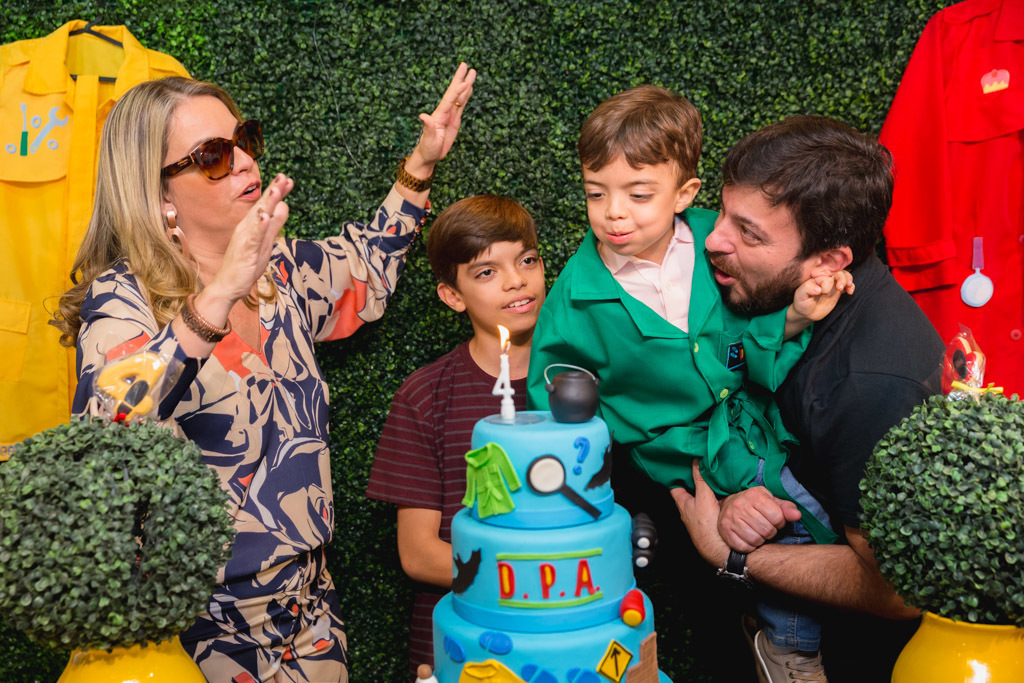 Miguel 4 anos - Aniversário infantil - Catavento Festas - Piratininga Niterói - Tema DPA - D.P.A