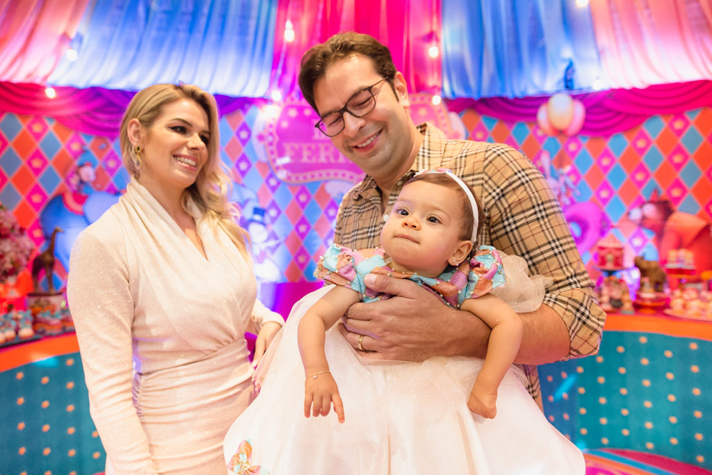 Aniversário infantil Maria Fernanda - 1 ano - Casa de Festas Lajedo - Vargem Pequena - Tema Circo Menina