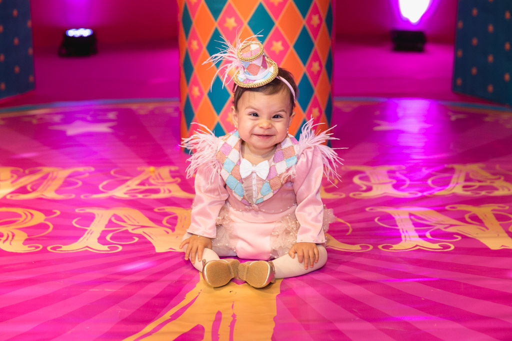 Aniversário infantil Maria Fernanda - 1 ano - Casa de Festas Lajedo - Vargem Pequena - Tema Circo Menina