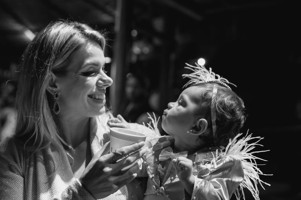 Aniversário infantil Maria Fernanda - 1 ano - Casa de Festas Lajedo - Vargem Pequena - Tema Circo Menina