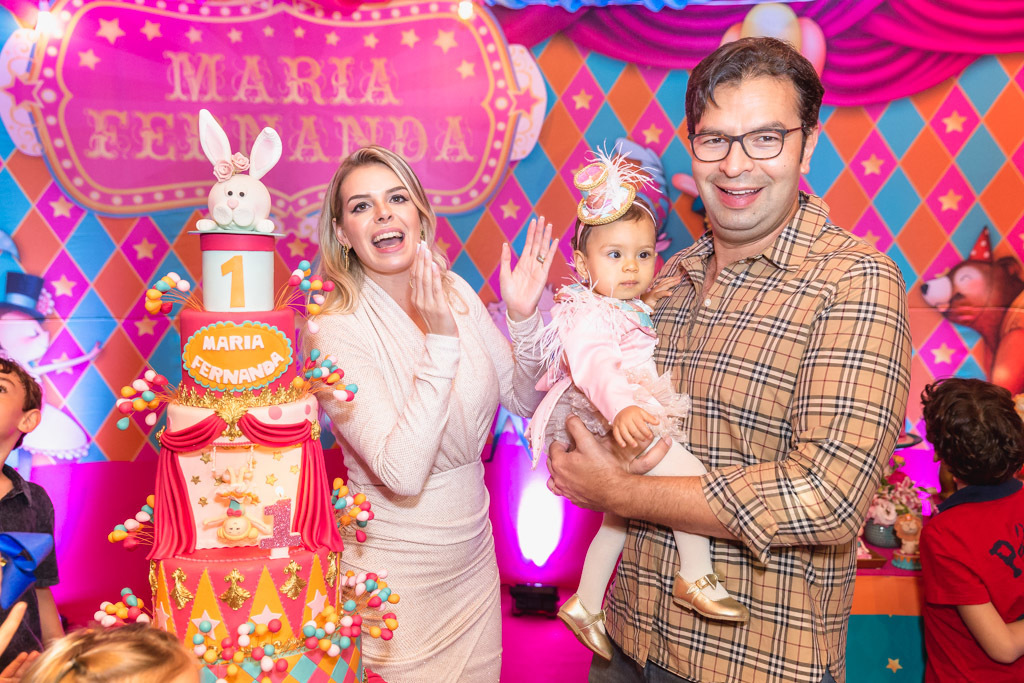 Aniversário infantil Maria Fernanda - 1 ano - Casa de Festas Lajedo - Vargem Pequena - Tema Circo Menina