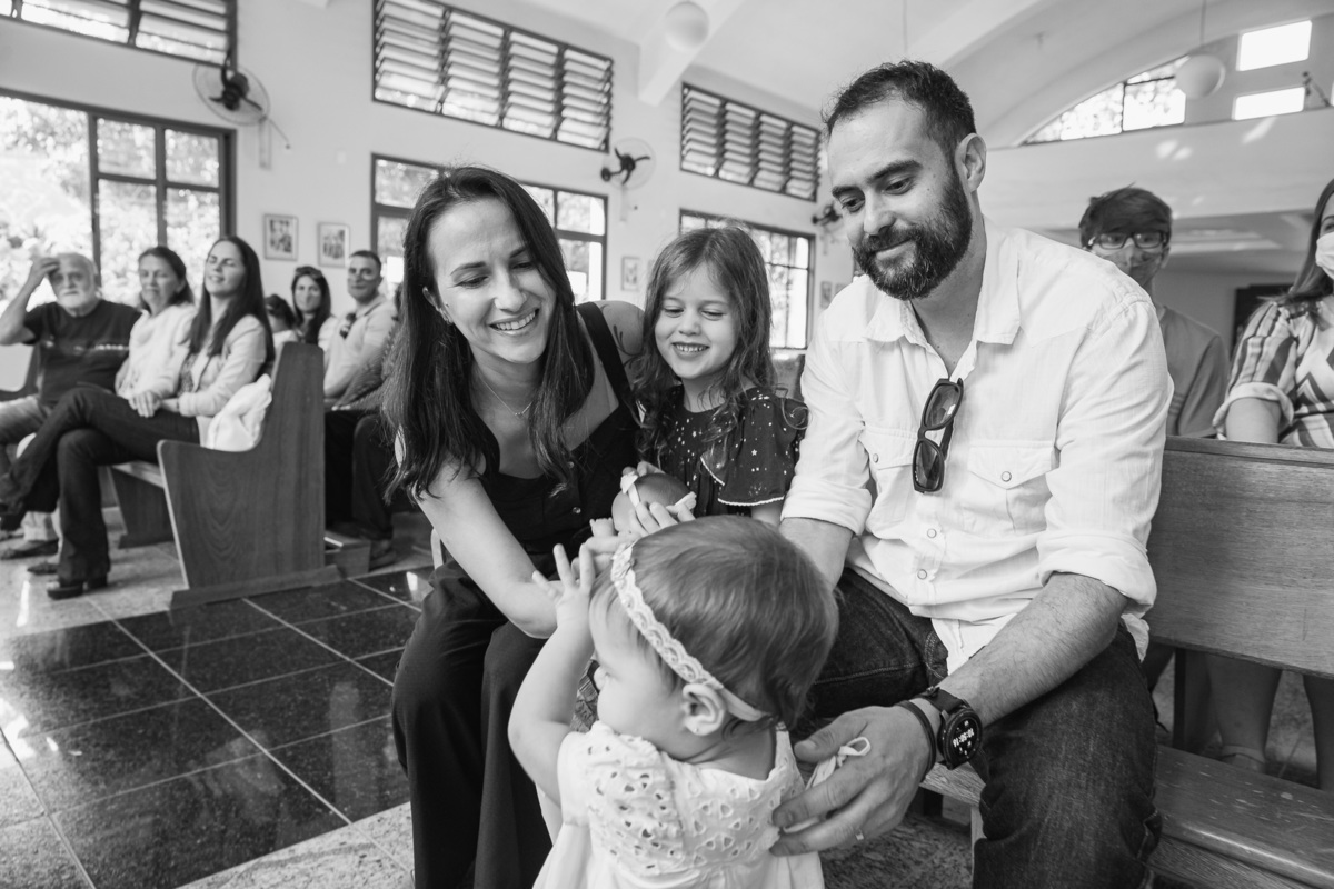 Batizado Elis  capela nossa senhora da penha piratininga cerimonia religiosa batismo niteroi rio de janeiro