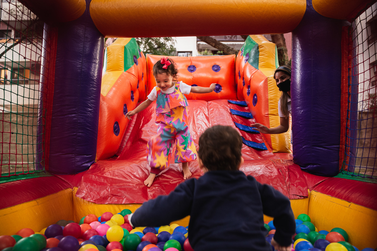 aniversario maria luiza malu festa jurassicpark 2 anos menina diversao piscina de bolinhas aniversario infantil rj festa infantil criança 