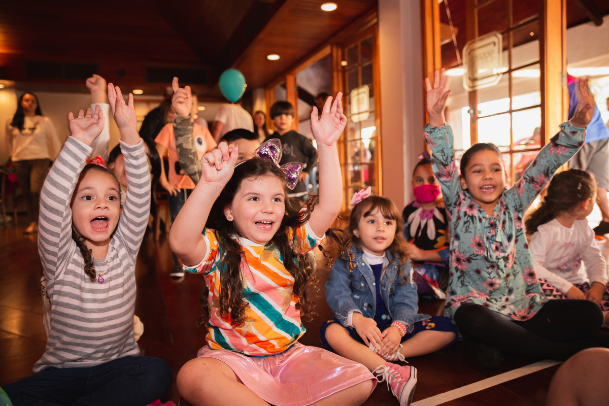 maria sofia soso 5 anos aniversário infantil menina festa menina  arcoiris unicornio tema infantil festa linda aniversario rj festa infantil rj rosa colorida