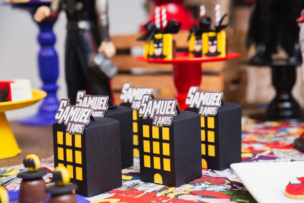 #samuel #samuel3 #3anos #aniversárioinfantil #aniversario3anos #famíliareunida #superherói #decoracaoherois #marvelvsdc #alegriadefine #viladaspitangas #festaemfamilia #diversaoemfamilia #aniversariante #aniversarioherois #casadefesta #casadefestasrj 