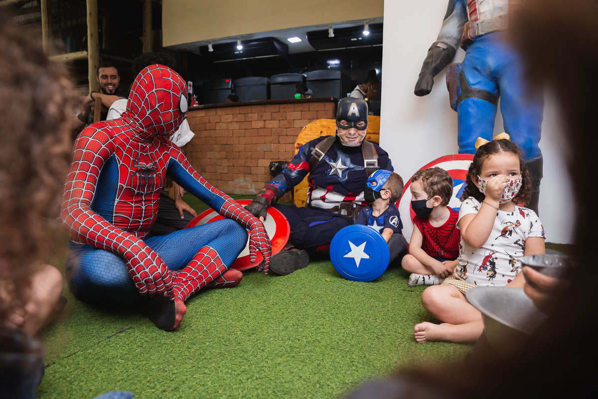 #samuel #samuel3 #3anos #aniversárioinfantil #aniversario3anos #famíliareunida #superherói #decoracaoherois #marvelvsdc #alegriadefine #viladaspitangas #festaemfamilia #diversaoemfamilia #aniversariante #aniversarioherois #casadefesta #casadefestasrj 