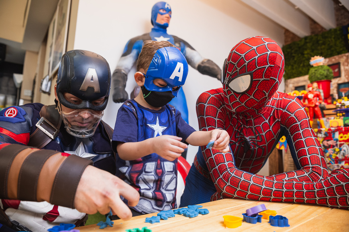 #samuel #samuel3 #3anos #aniversárioinfantil #aniversario3anos #famíliareunida #superherói #decoracaoherois #marvelvsdc #alegriadefine #viladaspitangas #festaemfamilia #diversaoemfamilia #aniversariante #aniversarioherois #casadefesta #casadefestasrj 
