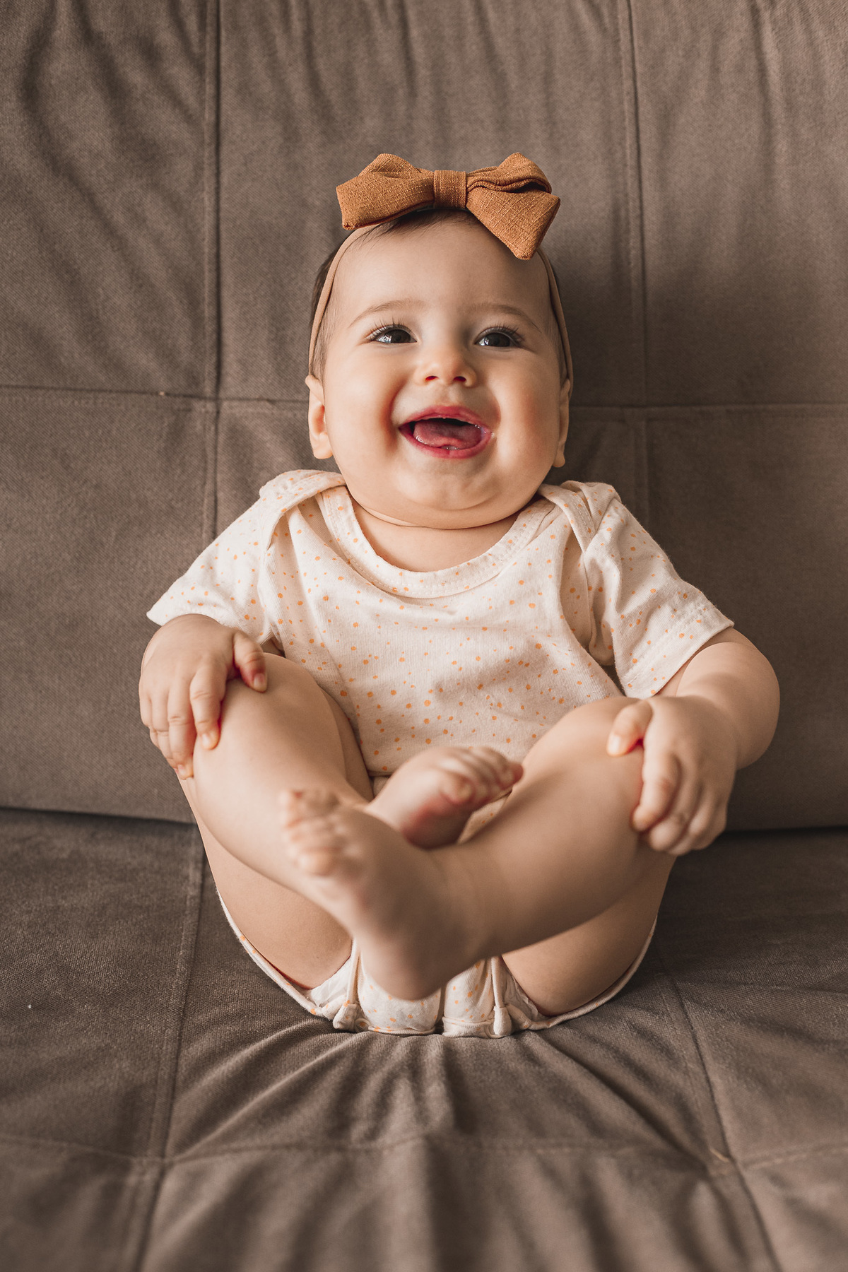 #lifestyle #lifestylelivia #ensaiolifestyle #memoriasdefamilia #familiafeliz #fotosemcasa #fotosdefamilia #emcasa #memóriasespeciais #vidanova #primeirafilha #novanafamilia #bebezinha #caçula #maepaiefilha #fofura #boasvindas #fofinha #princesinha 