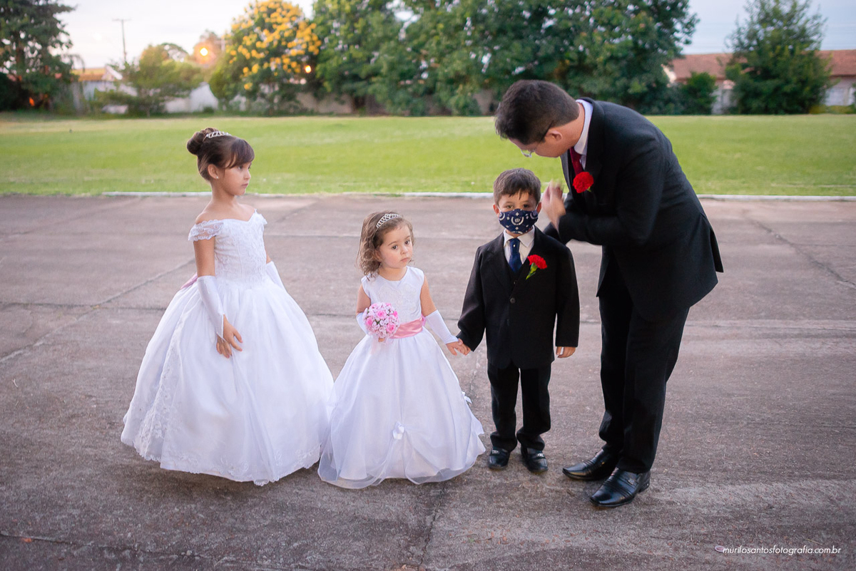 Michele e Osmario Murilo Santos Fotografia Castro Campos Gerais Paraná Ensaio Externo Ensaio Casal Noivos Casamento wedding Igreja Cerimonia Capela São José Sion Castrolanda Moinho Noiva Noivo Casal