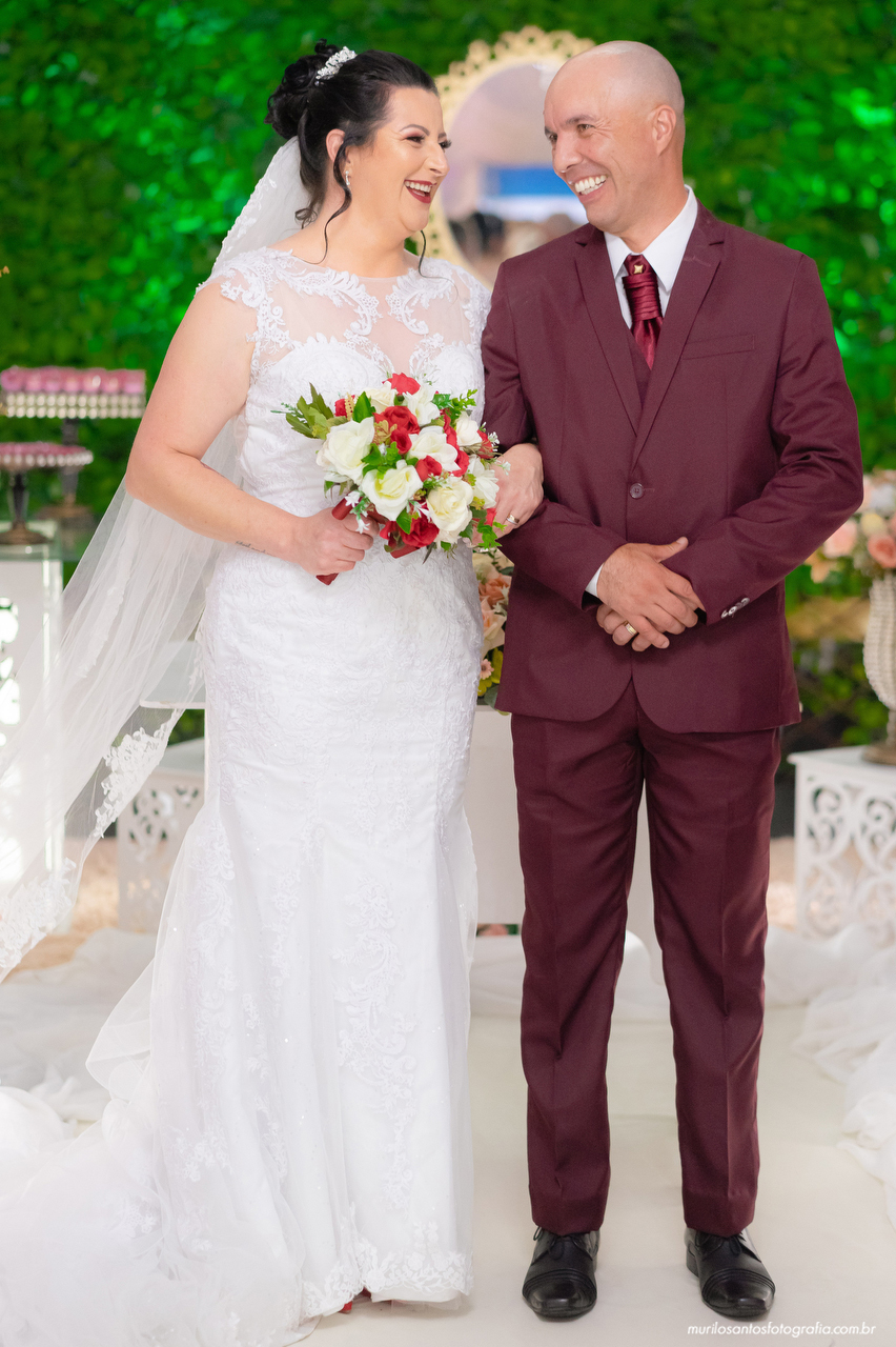 Carla e Thiago Murilo Santos Fotografia Ponta Grossa Campos Gerais Paraná Ensaio Externo Ensaio Casal Noivos Casamento wedding Cerimonia Noiva Noivo Casal Ensaio 