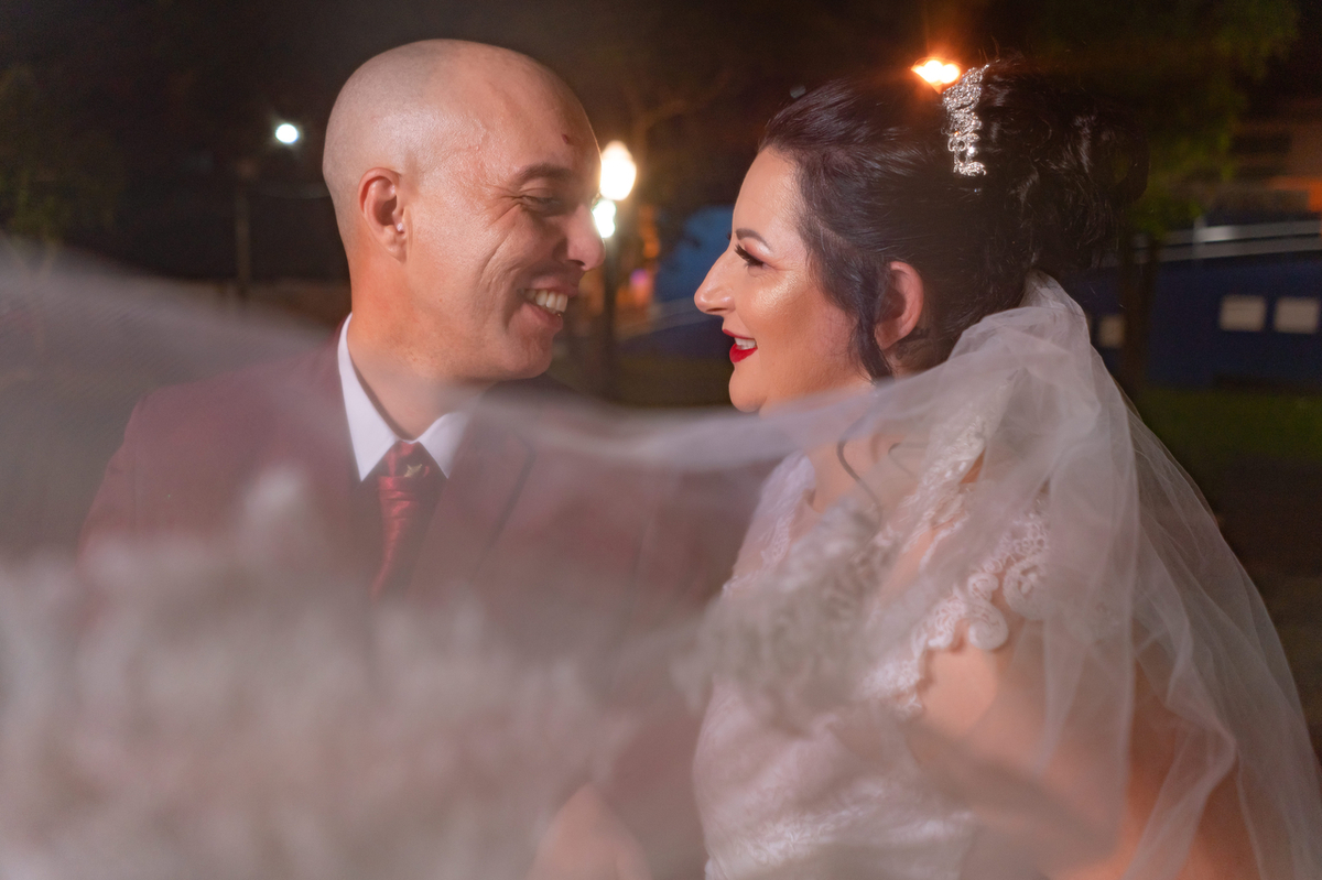 Carla e Thiago Murilo Santos Fotografia Ponta Grossa Campos Gerais Paraná Ensaio Externo Ensaio Casal Noivos Casamento wedding Cerimonia Noiva Noivo Casal Ensaio 