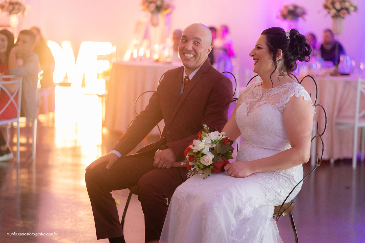 Carla e Thiago Murilo Santos Fotografia Ponta Grossa Campos Gerais Paraná Ensaio Externo Ensaio Casal Noivos Casamento wedding Cerimonia Noiva Noivo Casal Ensaio 