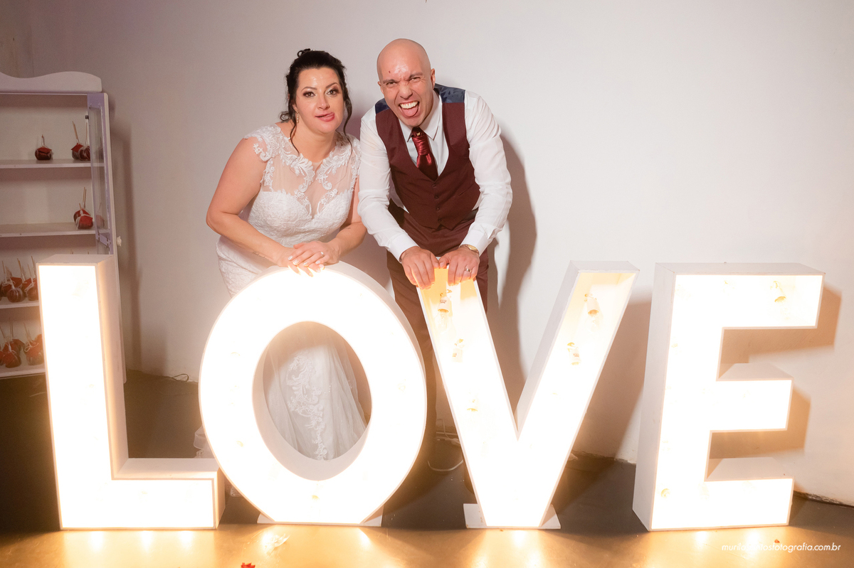 Carla e Thiago Murilo Santos Fotografia Ponta Grossa Campos Gerais Paraná Ensaio Externo Ensaio Casal Noivos Casamento wedding Cerimonia Noiva Noivo Casal Ensaio 